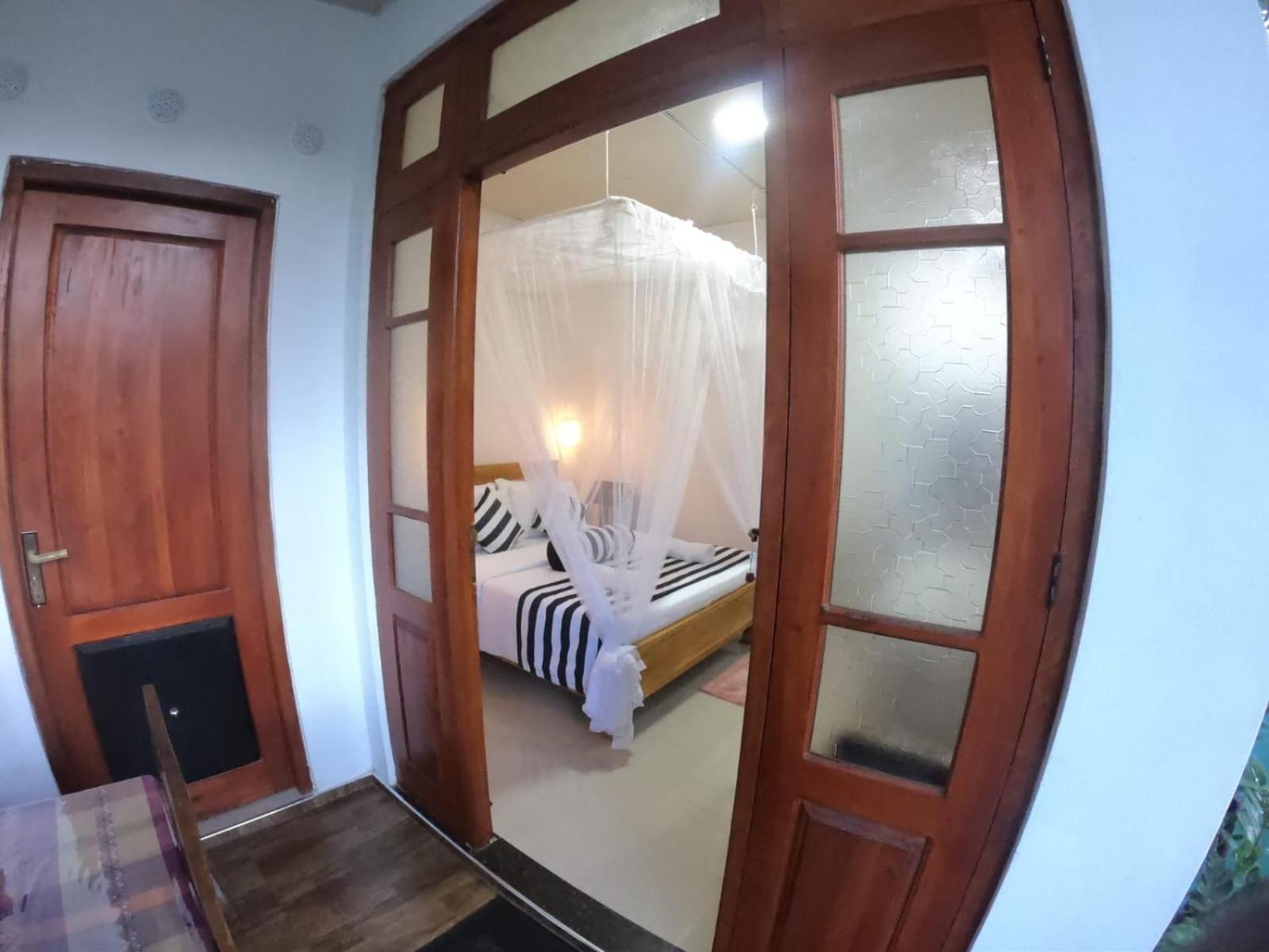 Ritz Inn エッラ エクステリア 写真
