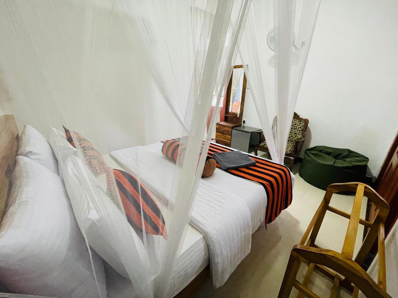Ritz Inn エッラ エクステリア 写真
